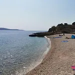Pansion Jakas 3* Zavala