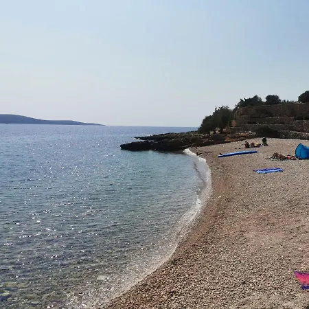 Pansion Jakas 3* Zavala